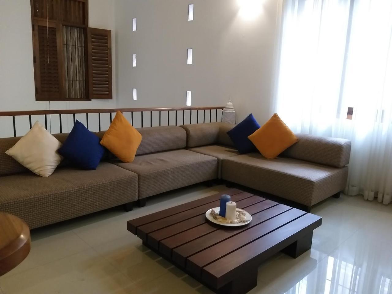 Cosy Nest Home Stay Негомбо Экстерьер фото
