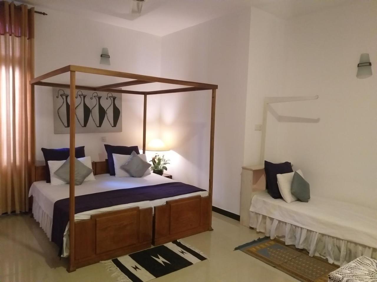 Cosy Nest Home Stay Негомбо Экстерьер фото