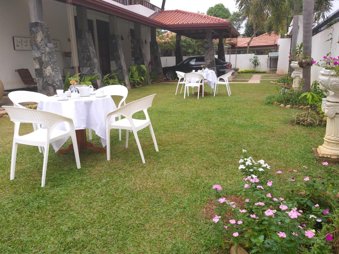 Cosy Nest Home Stay Негомбо Номер фото