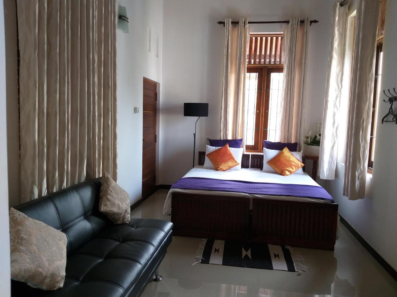Cosy Nest Home Stay Негомбо Экстерьер фото