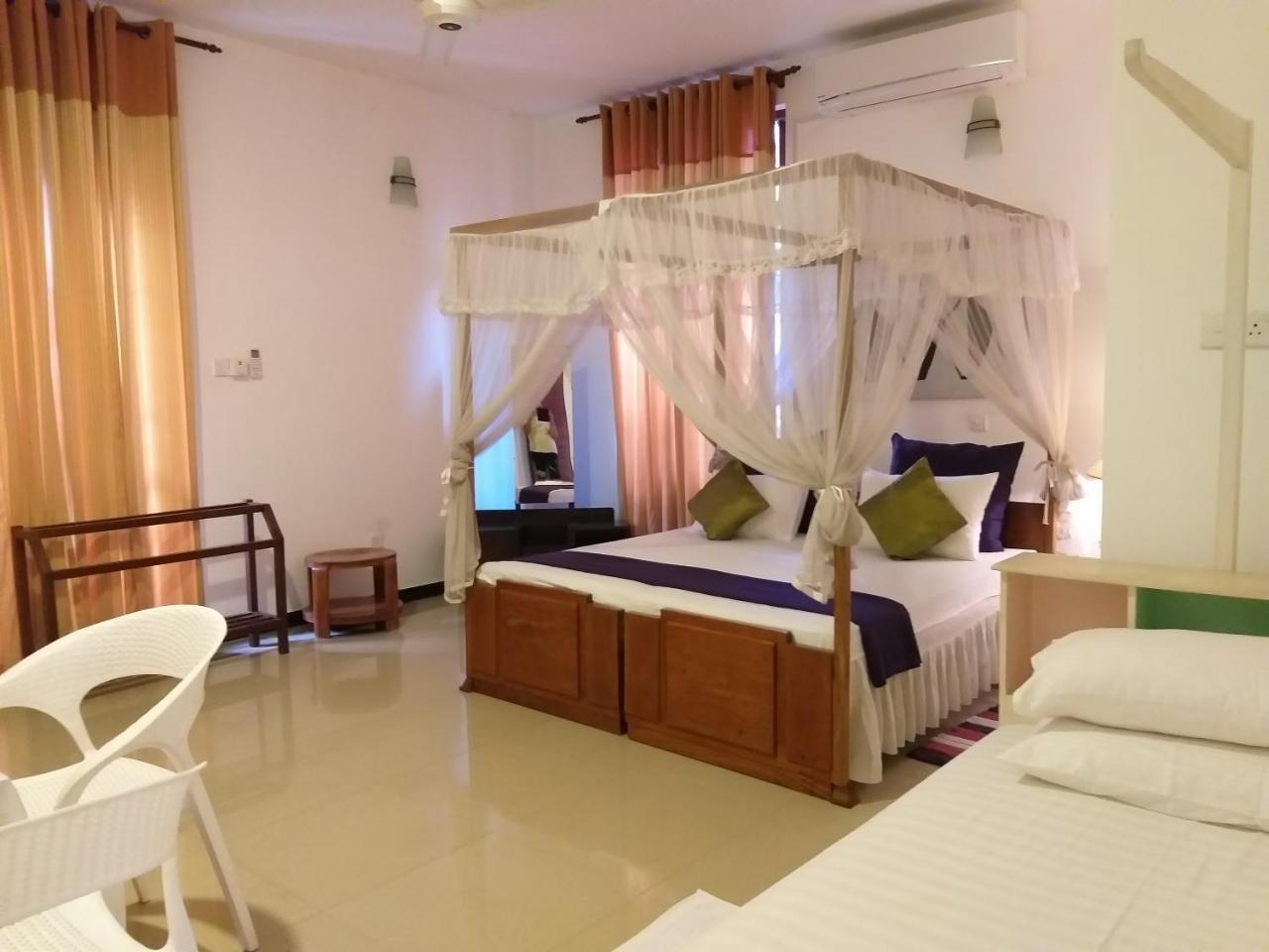 Cosy Nest Home Stay Негомбо Номер фото