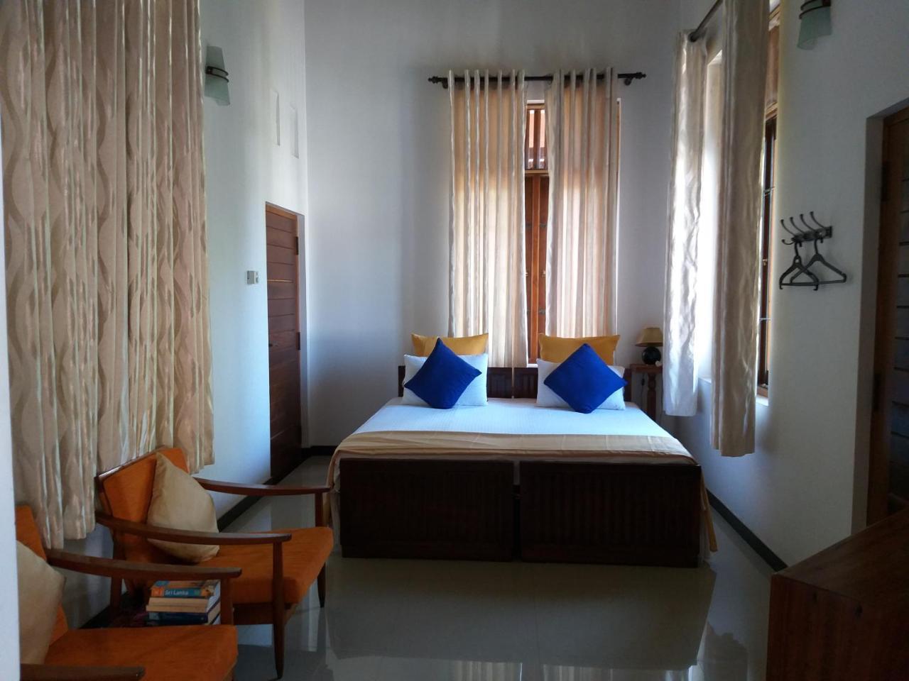 Cosy Nest Home Stay Негомбо Экстерьер фото