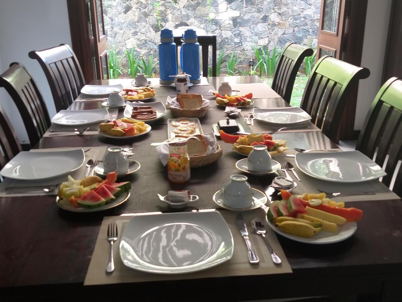 Cosy Nest Home Stay Негомбо Экстерьер фото